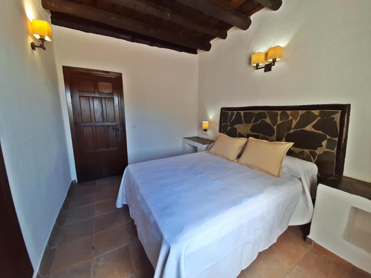 Hotel Nueva Alcazaba 4*