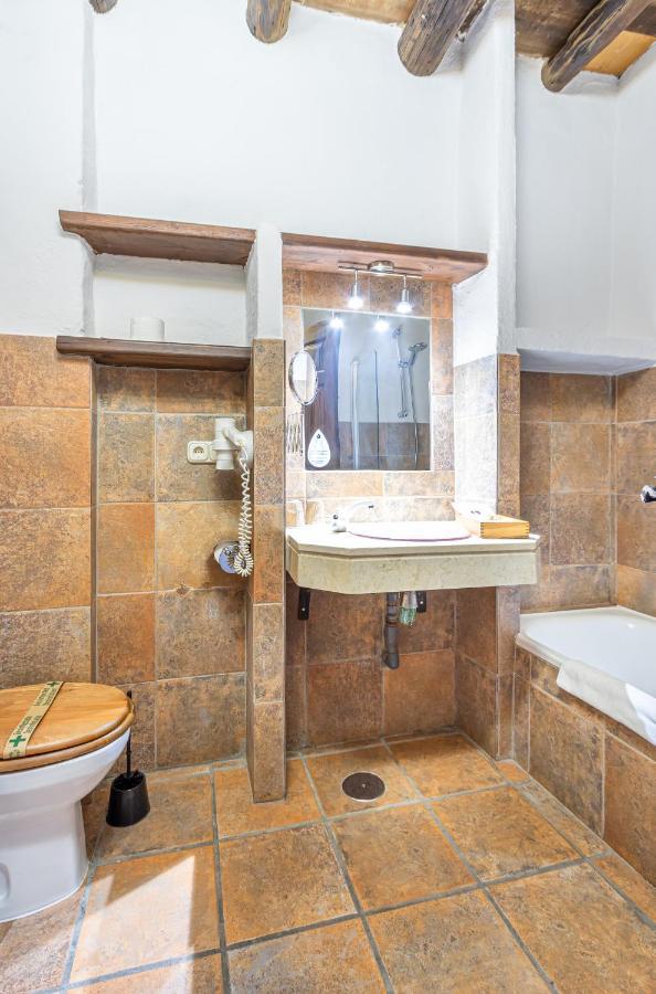 Nueva Alcazaba Hotel 4*