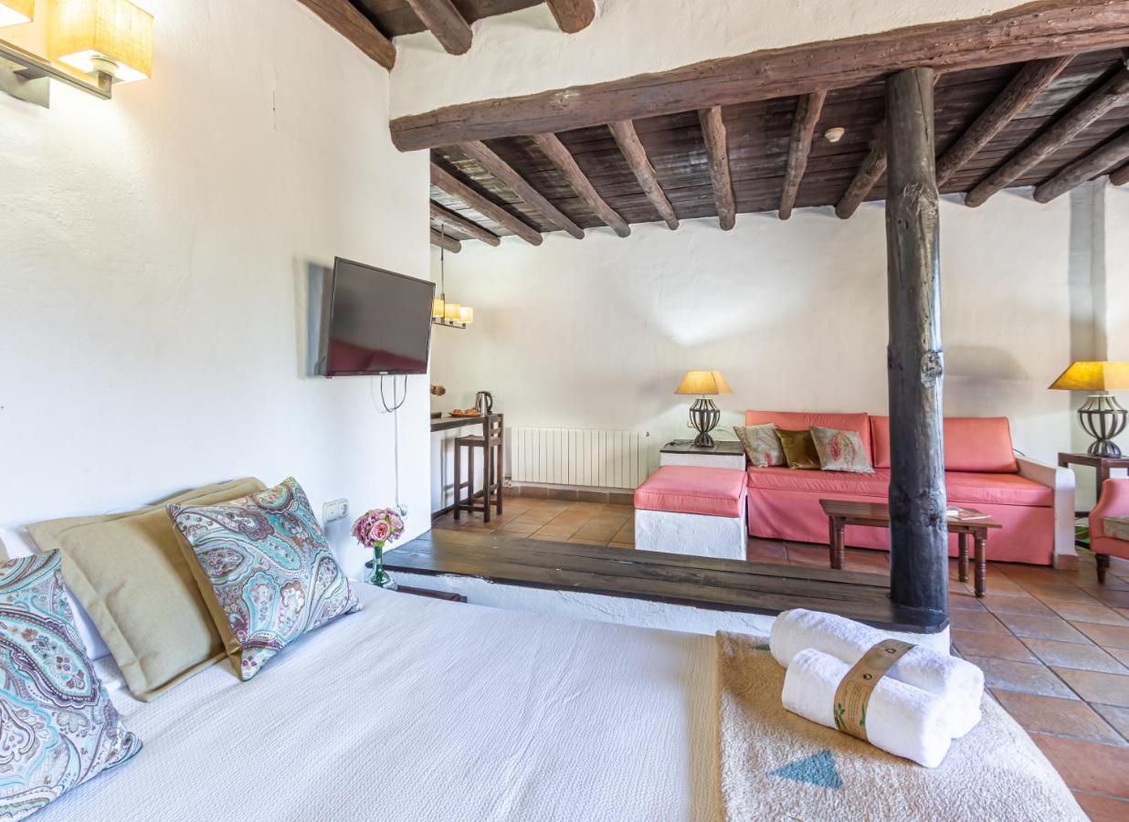 Hotel Nueva Alcazaba 4*
