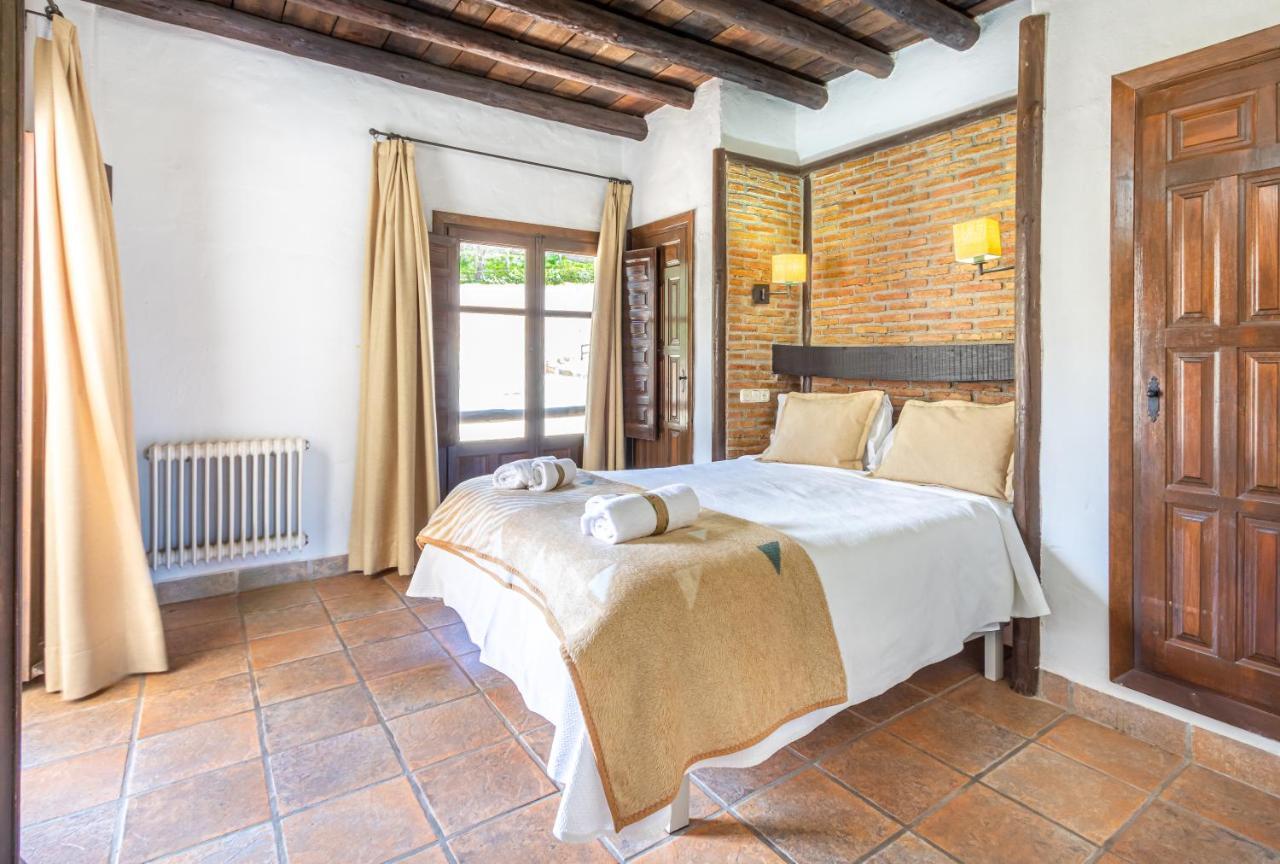 Hotel Nueva Alcazaba 4*